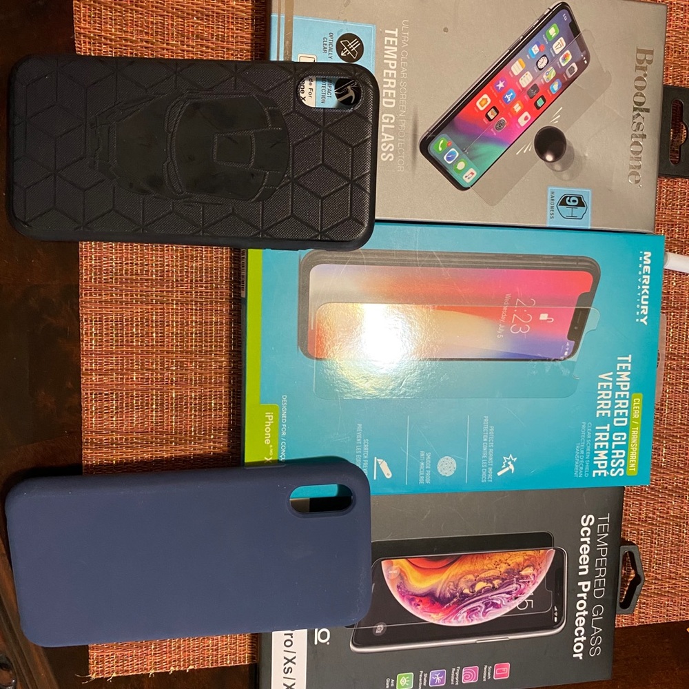 iPhone X accessories